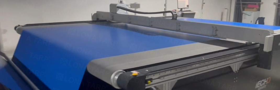Automatic PVC tarpaulin cutting