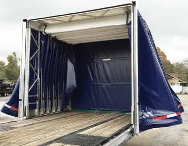 Curtain Sider Trailer Truck